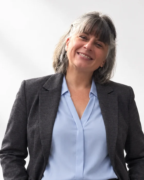 Yanina Andrea Donamari — Psicóloga Social · Arteterapeuta en Espacio Terapéutico Amanecer